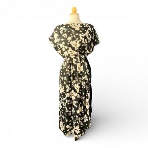 Prologue Black and Cream Dress